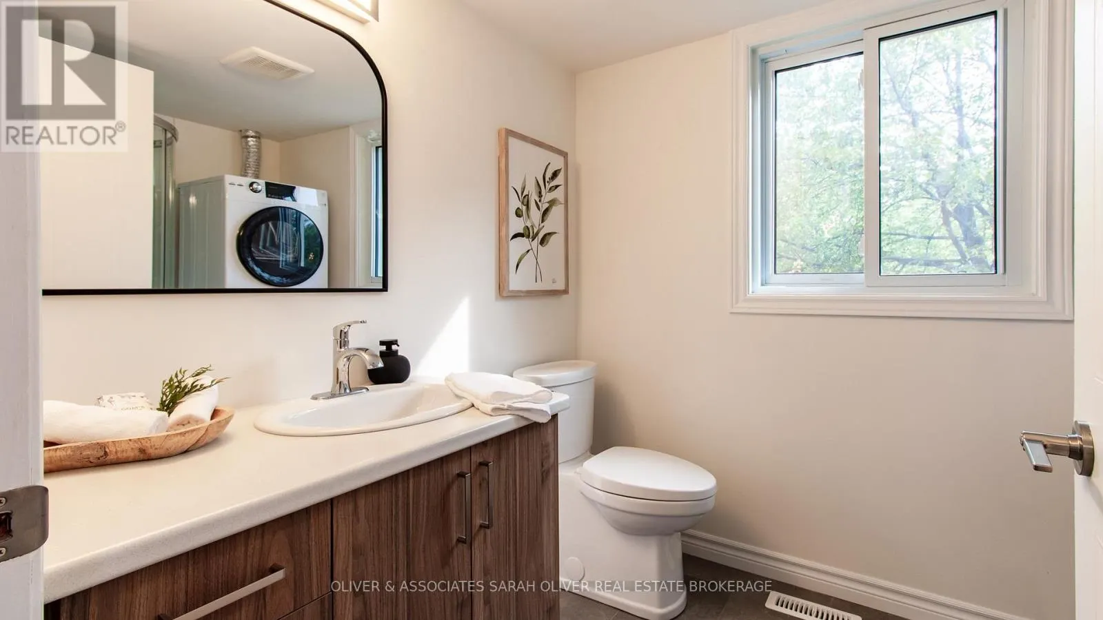 14 - 683 WINDERMERE ROAD, #14