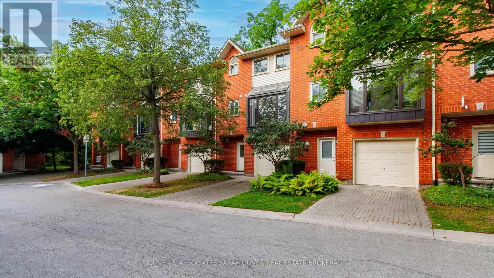 14 - 683 WINDERMERE ROAD, #14