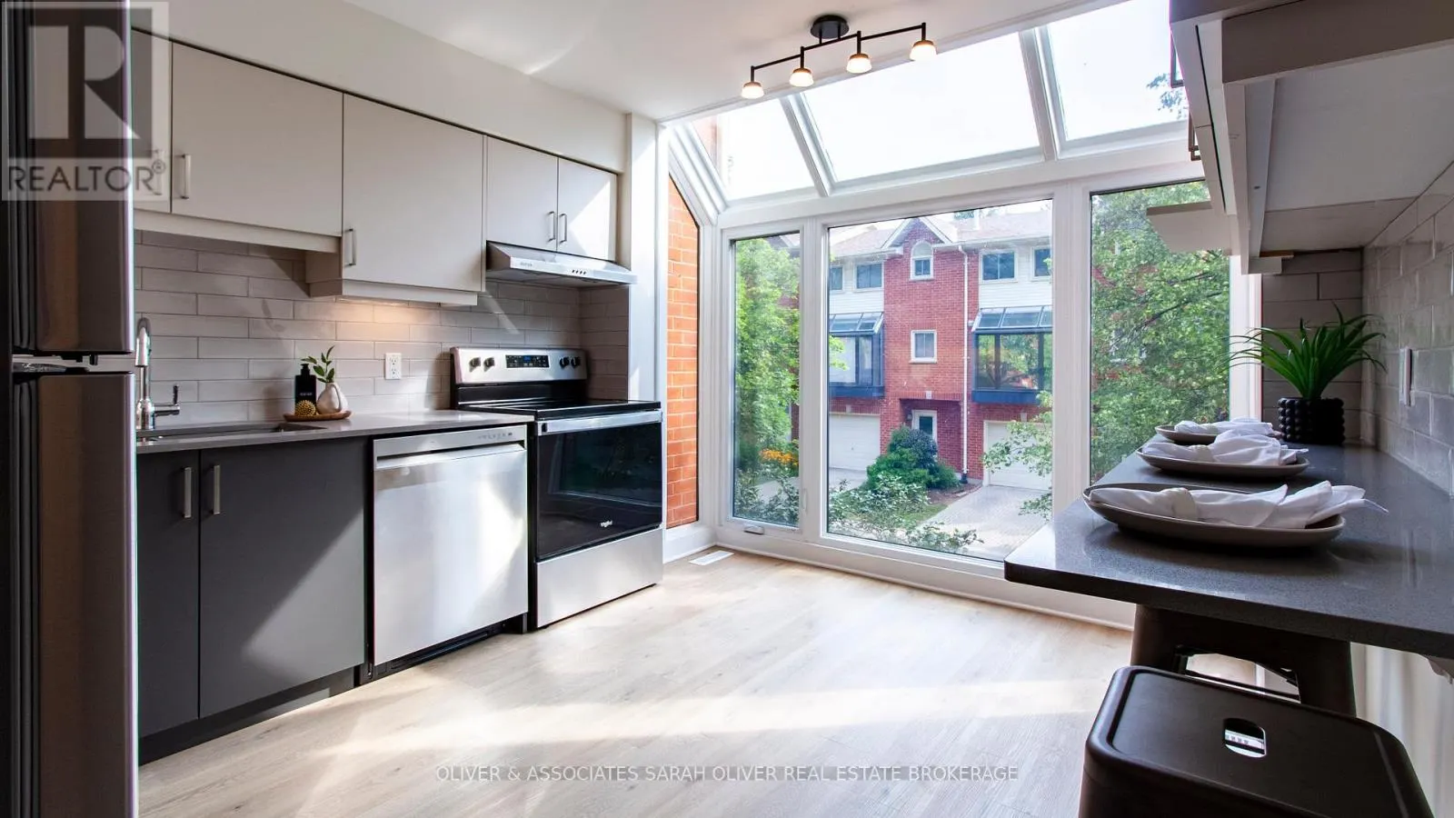 14 - 683 WINDERMERE ROAD, #14