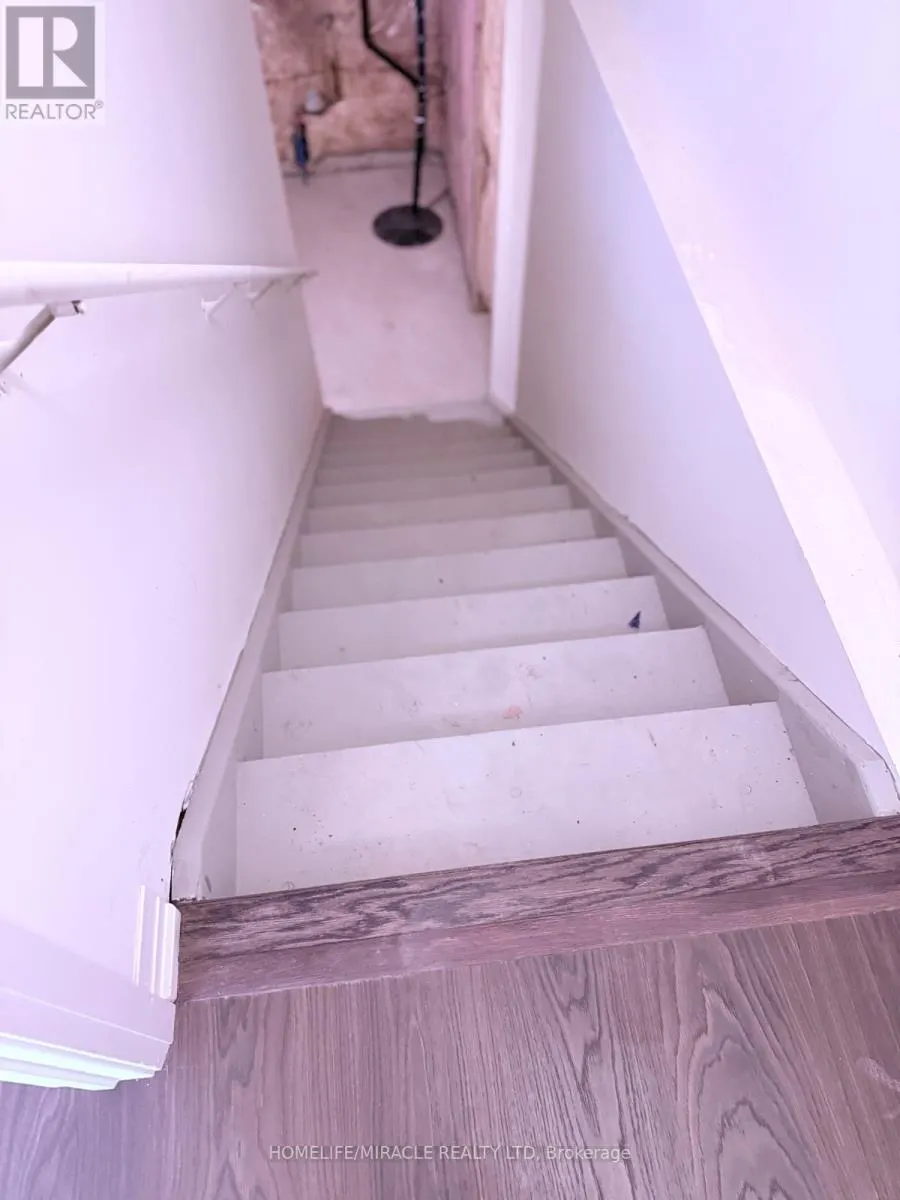82 MCKERNAN AVENUE