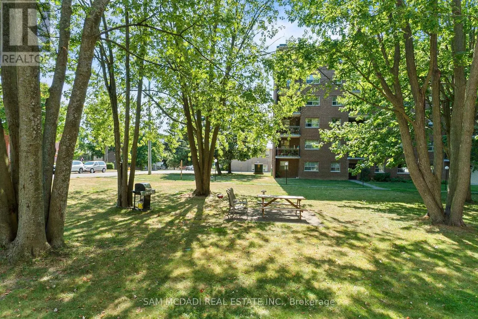 304 - 62 SPENCER STREET