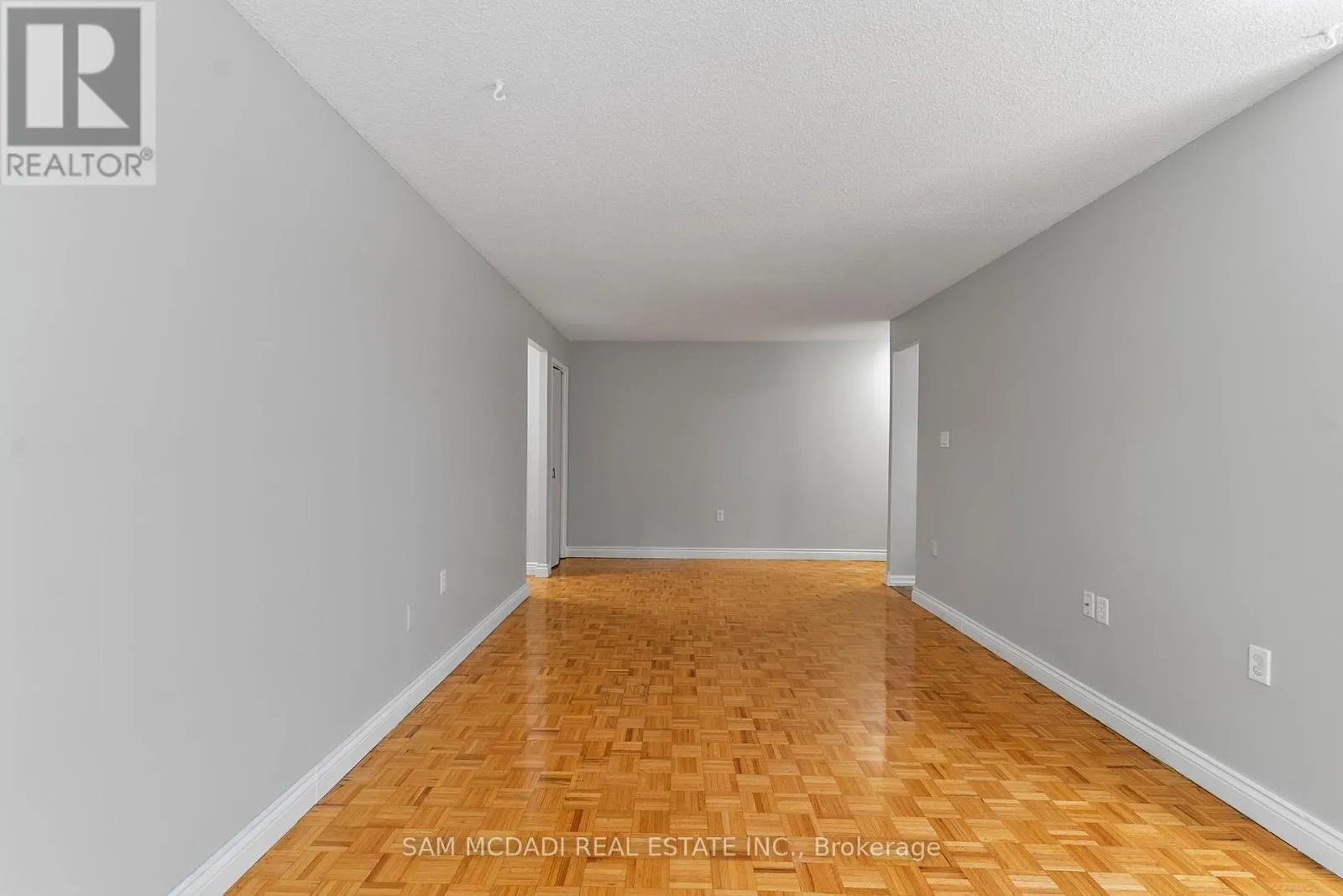304 - 62 SPENCER STREET