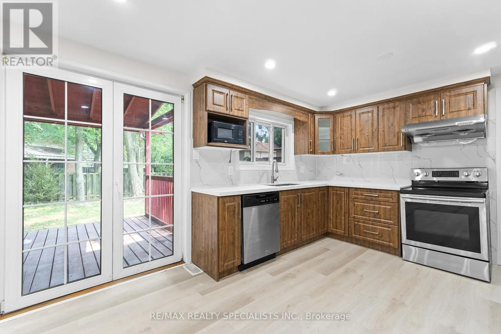 619 PRESTON PARKWAY
