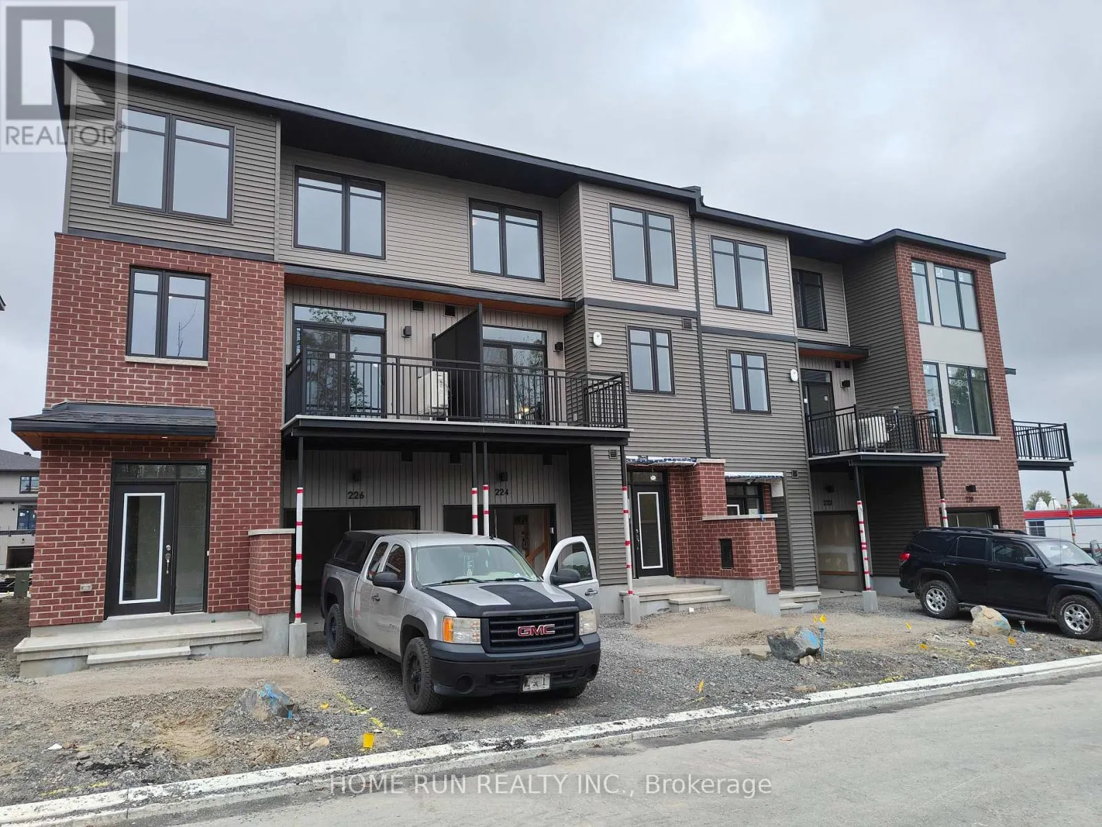 226 TUSSOCK PVT PRIVATE
