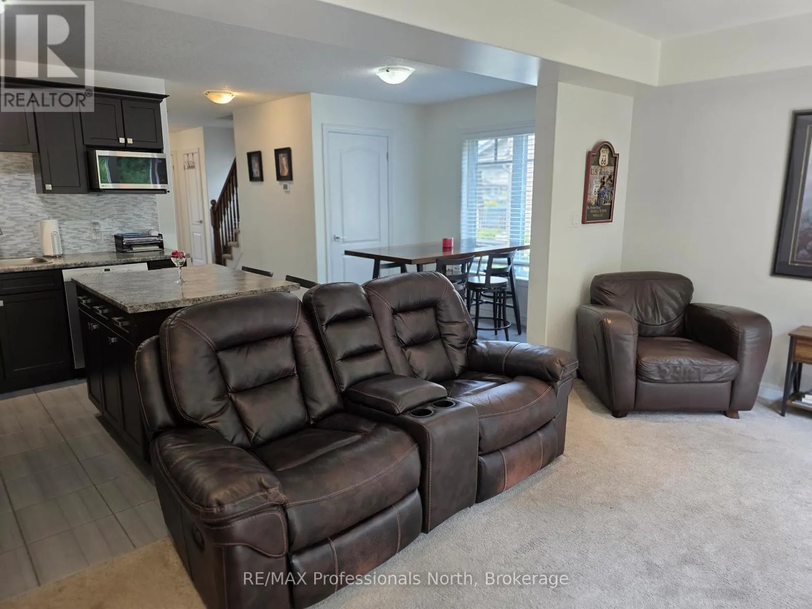 8 SPALDING CRESCENT