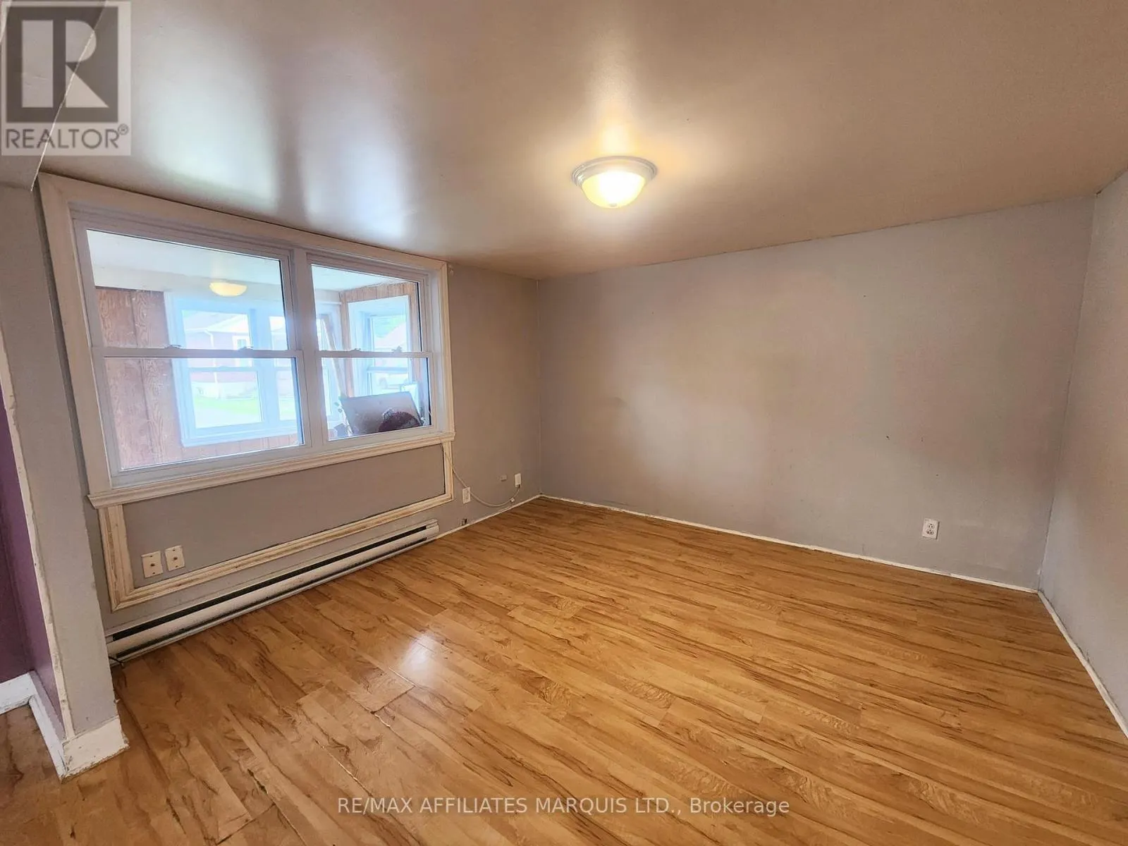 12-12A CARTIER AVENUE