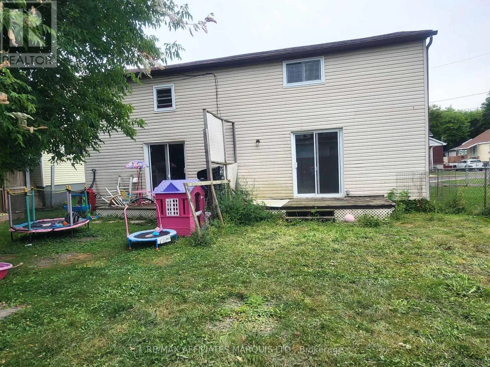 12-12A CARTIER AVENUE