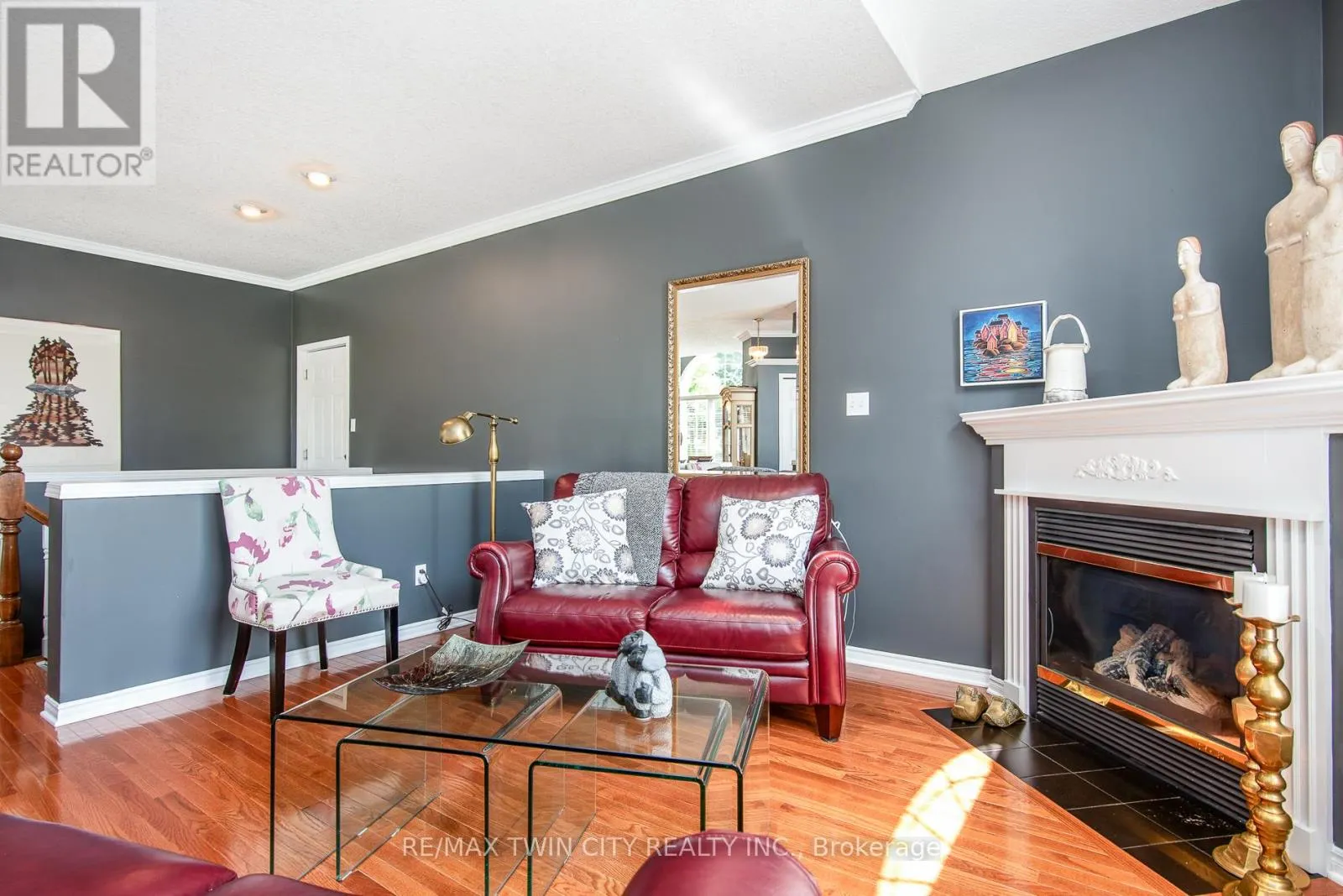 21 - 545 LAURELWOOD DRIVE