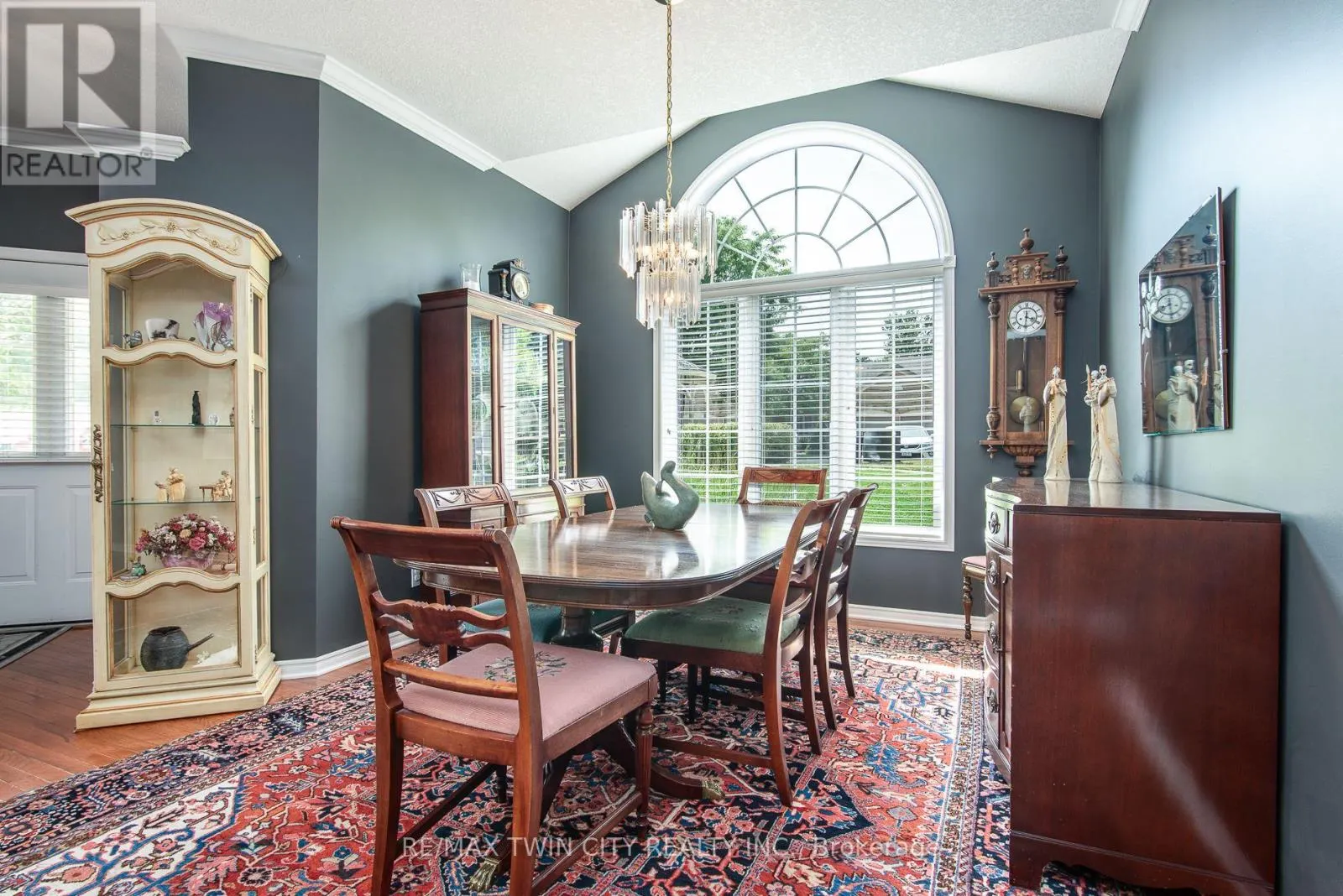 21 - 545 LAURELWOOD DRIVE