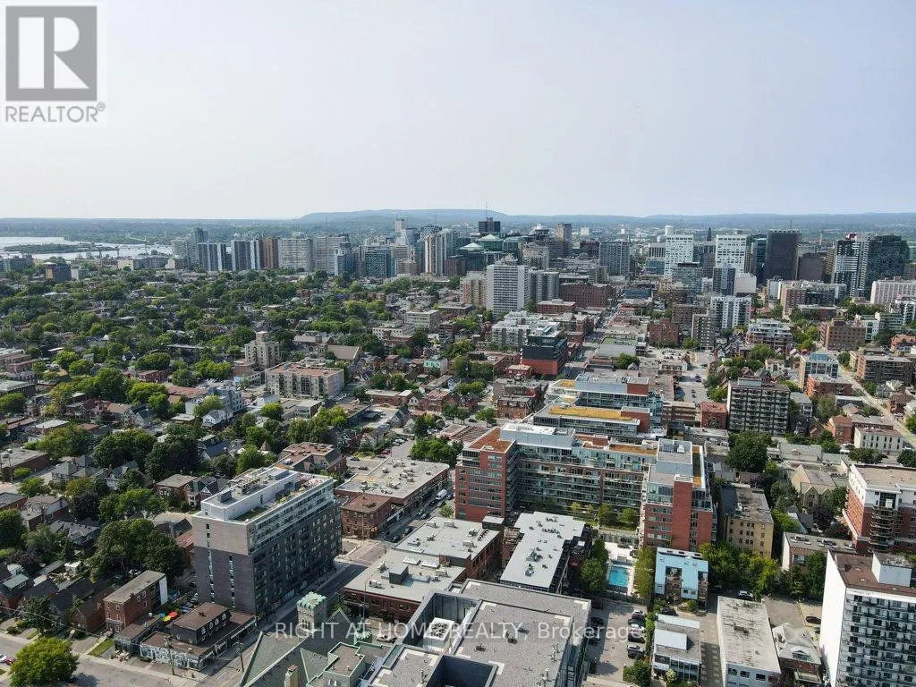 2002 - 203 CATHERINE STREET