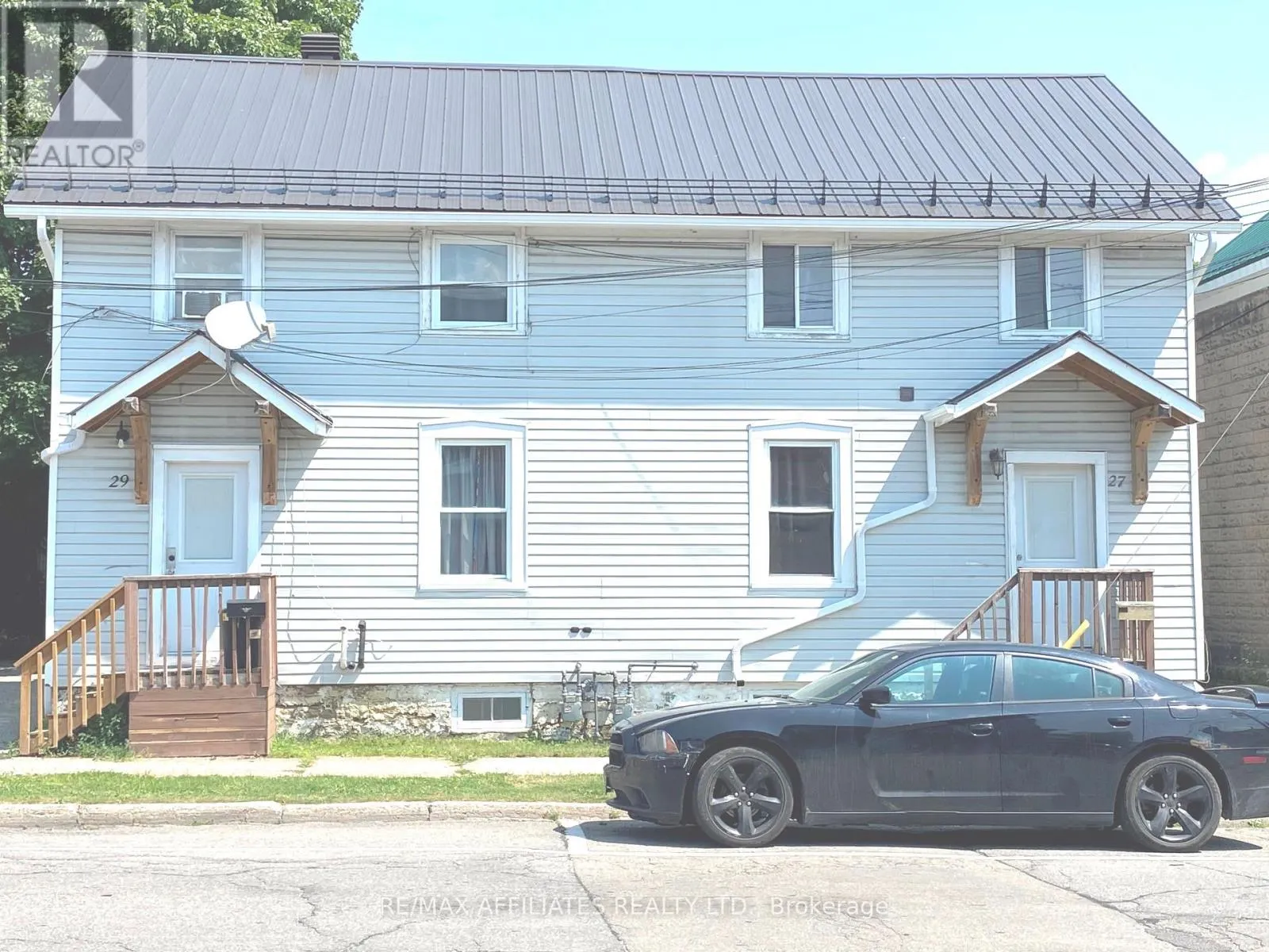 27A, 27B, 29A, 29B - 27-29 MARKET STREET N