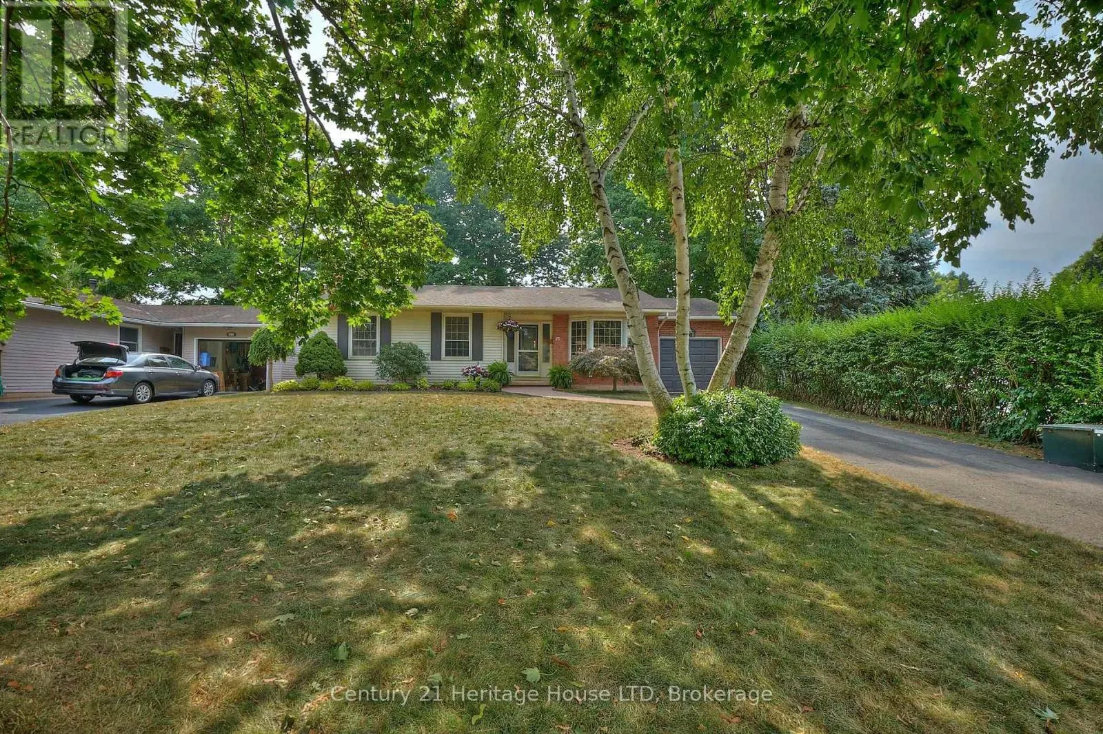 25 BIRCHPARK DRIVE