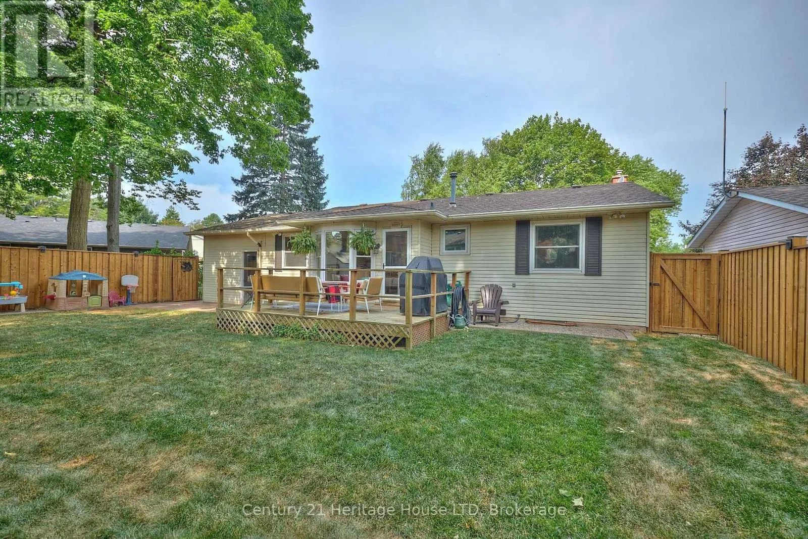 25 BIRCHPARK DRIVE