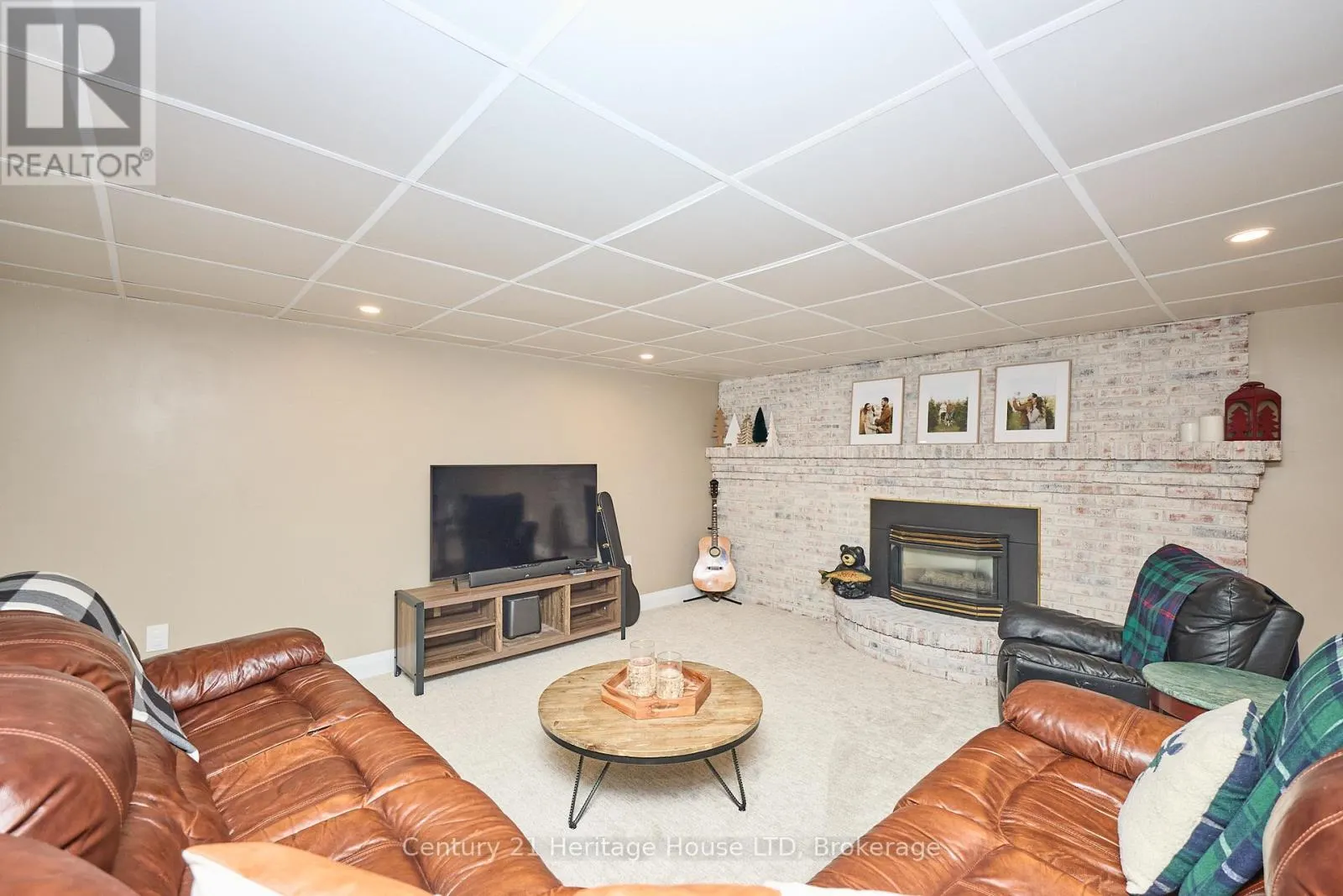 25 BIRCHPARK DRIVE