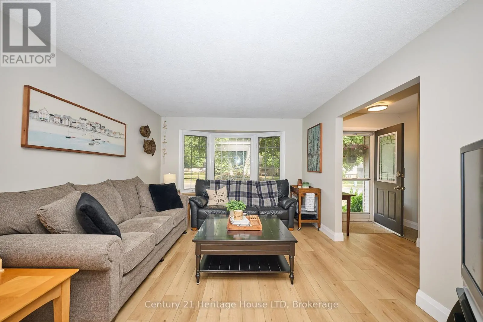 25 BIRCHPARK DRIVE