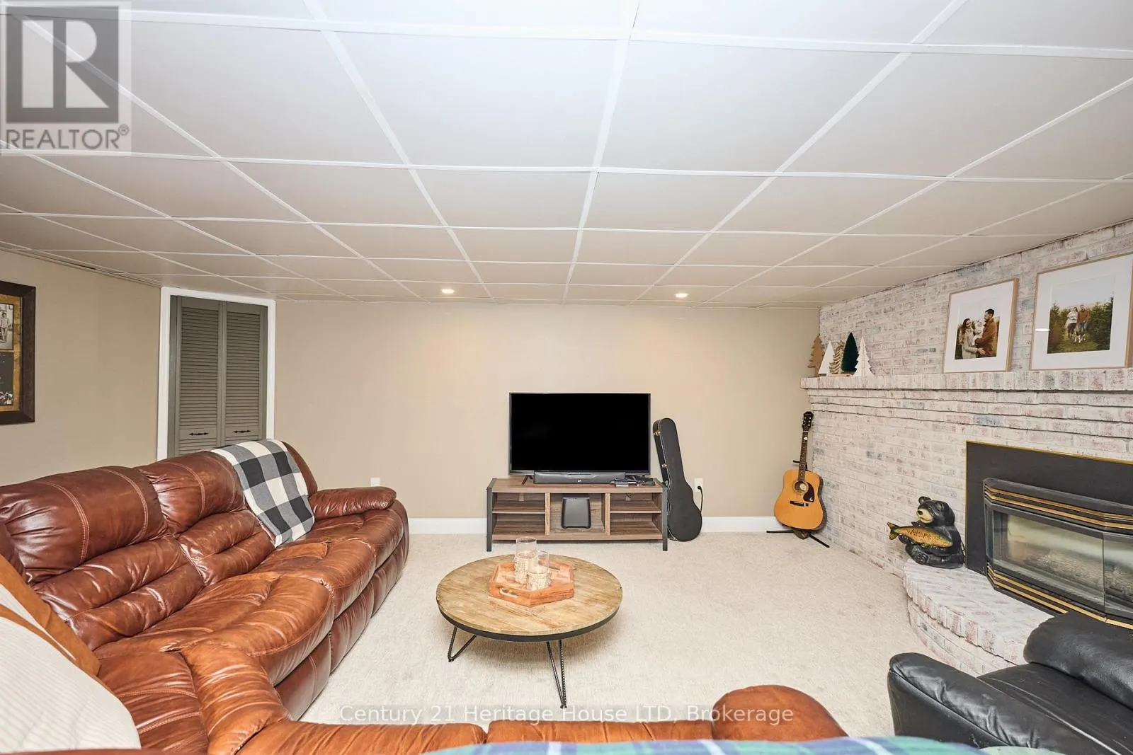 25 BIRCHPARK DRIVE