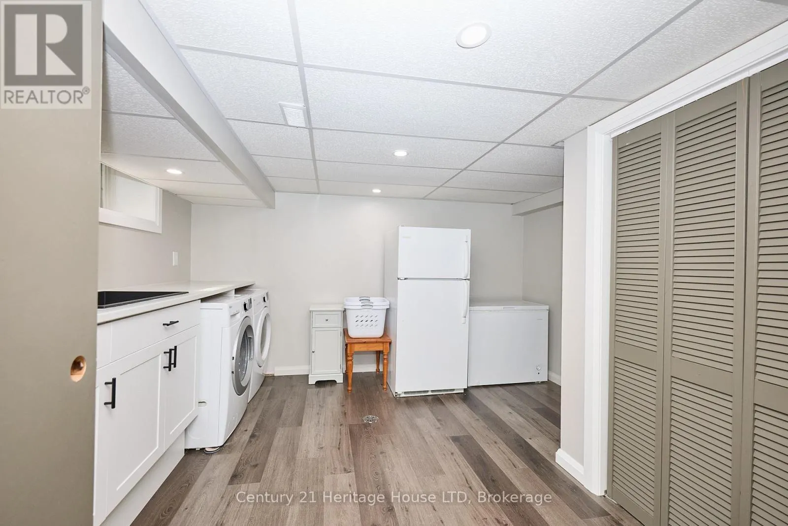 25 BIRCHPARK DRIVE