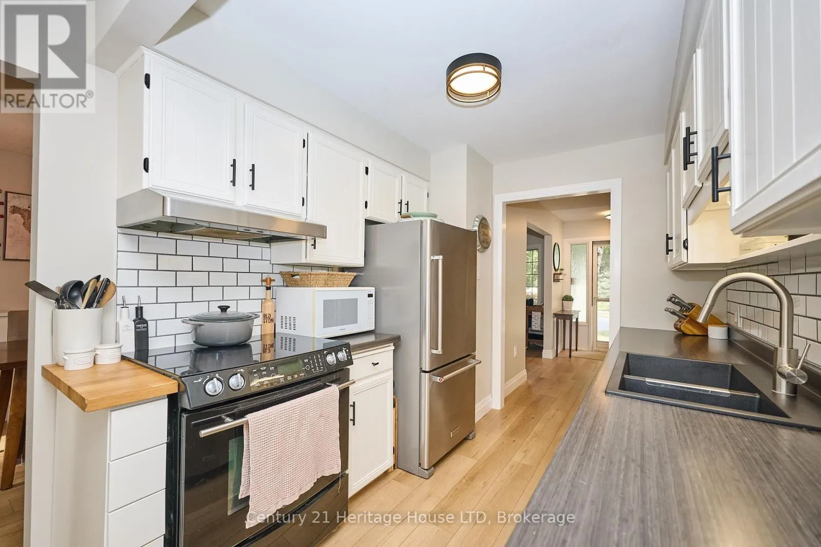25 BIRCHPARK DRIVE
