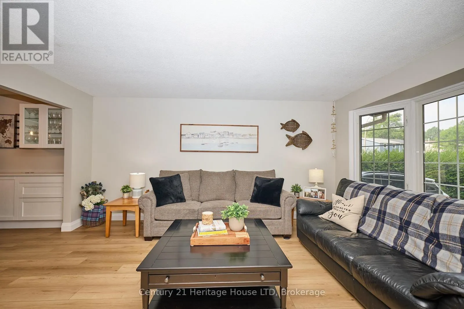 25 BIRCHPARK DRIVE