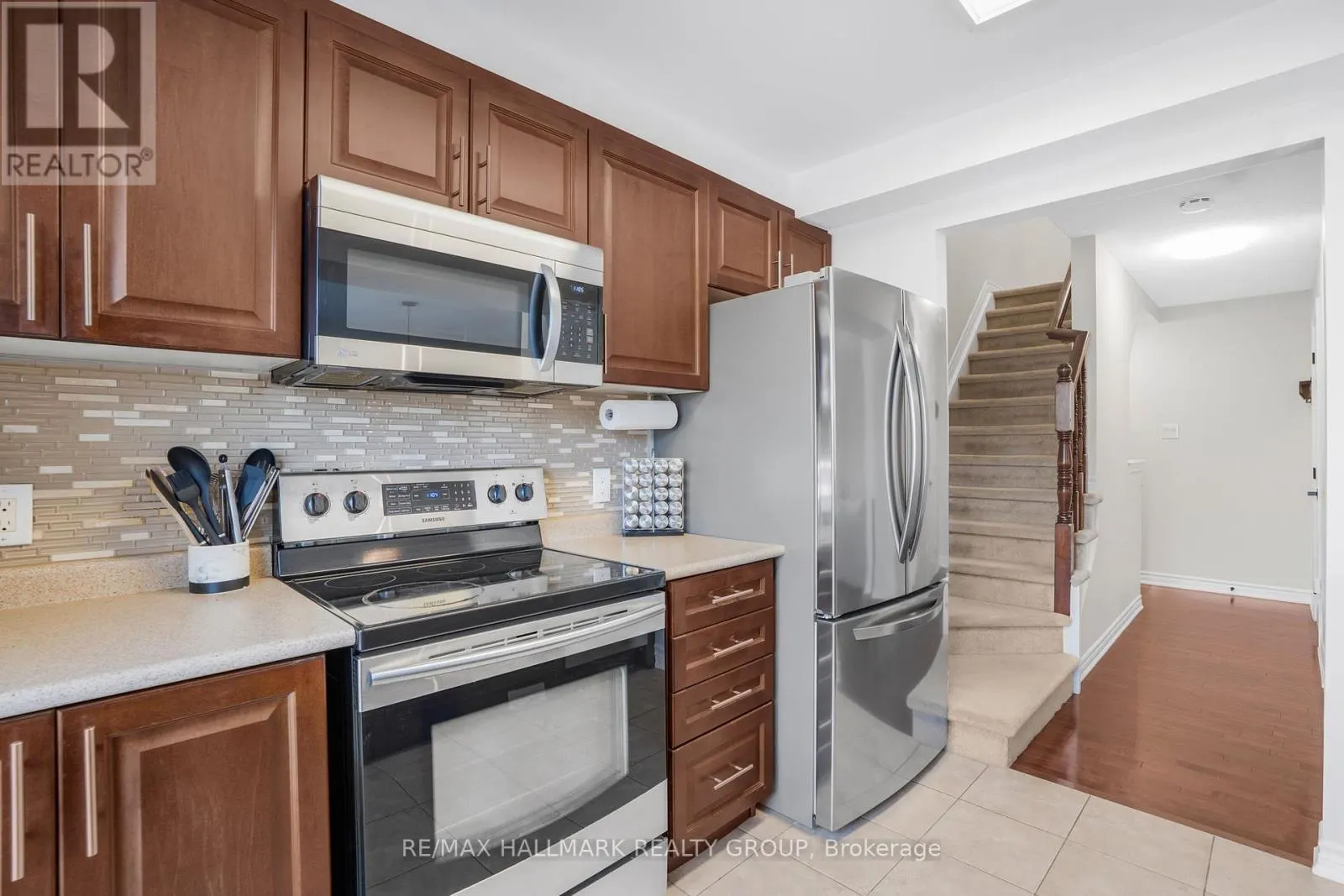 110 SUNSHINE CRESCENT