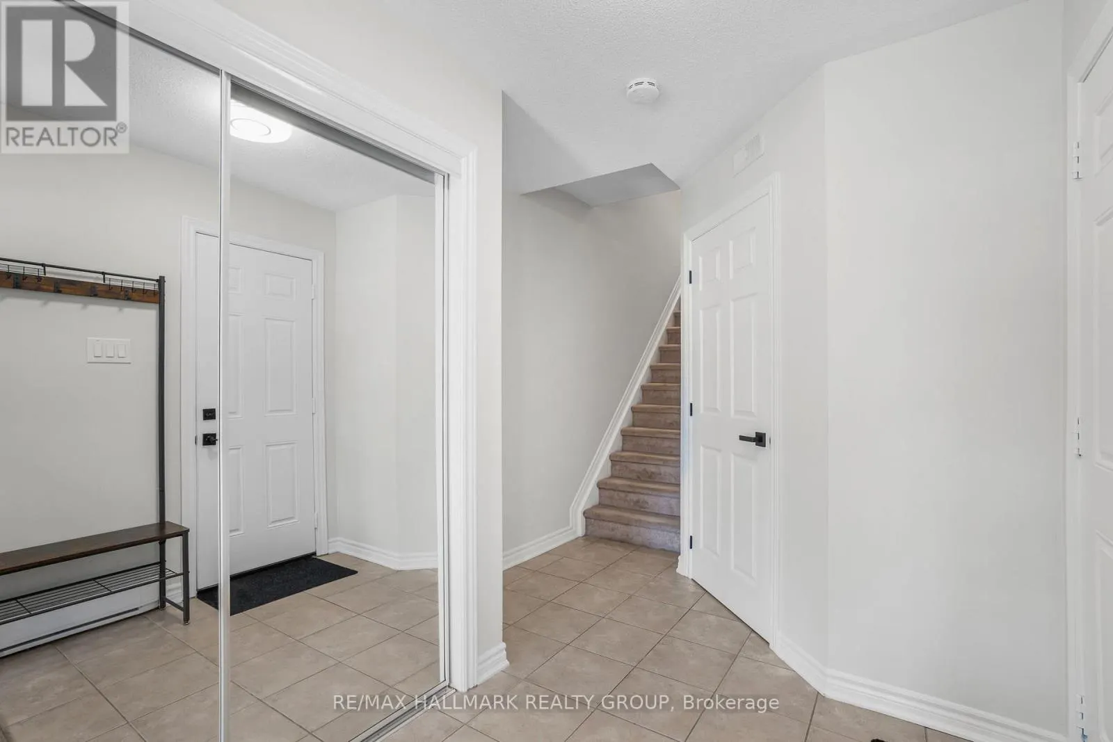 110 SUNSHINE CRESCENT