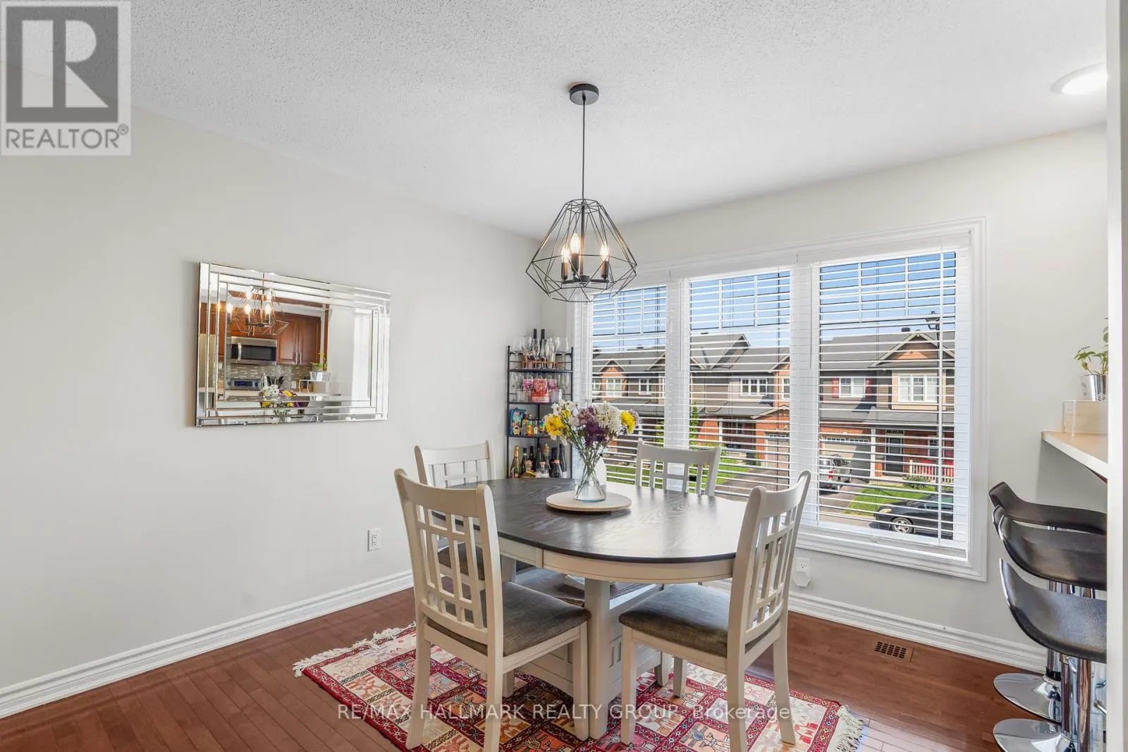 110 SUNSHINE CRESCENT
