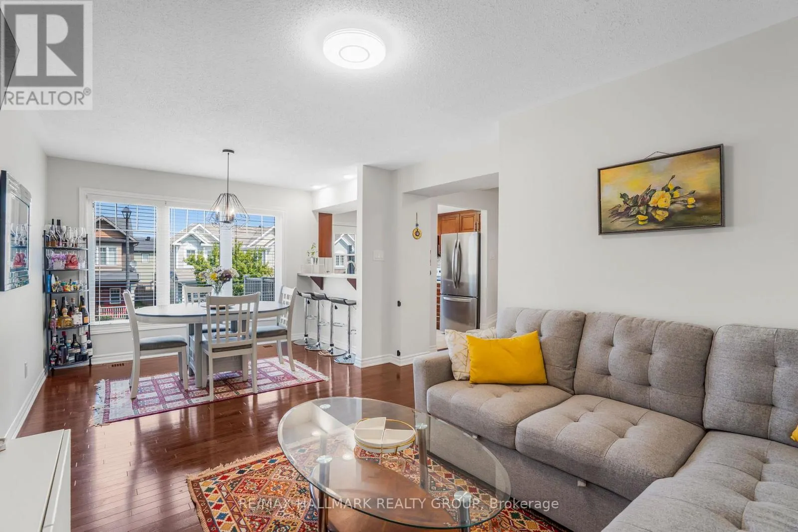 110 SUNSHINE CRESCENT