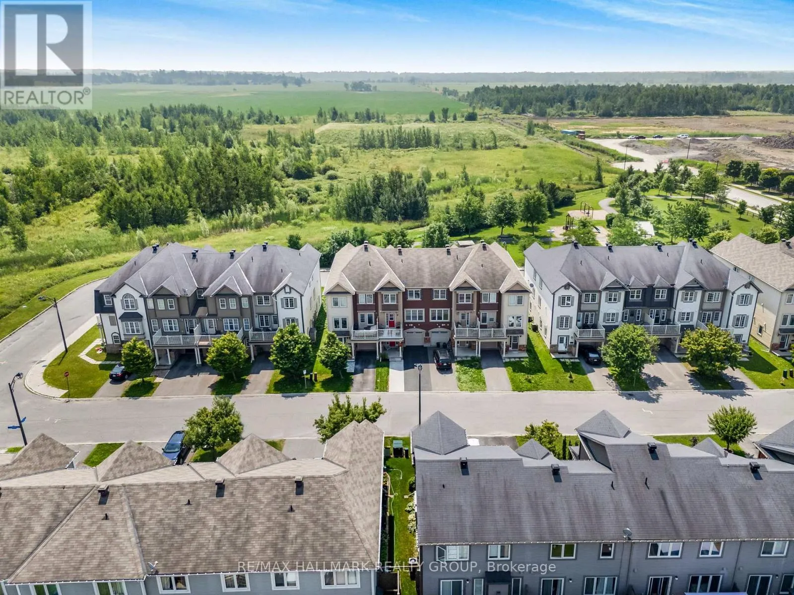 110 SUNSHINE CRESCENT