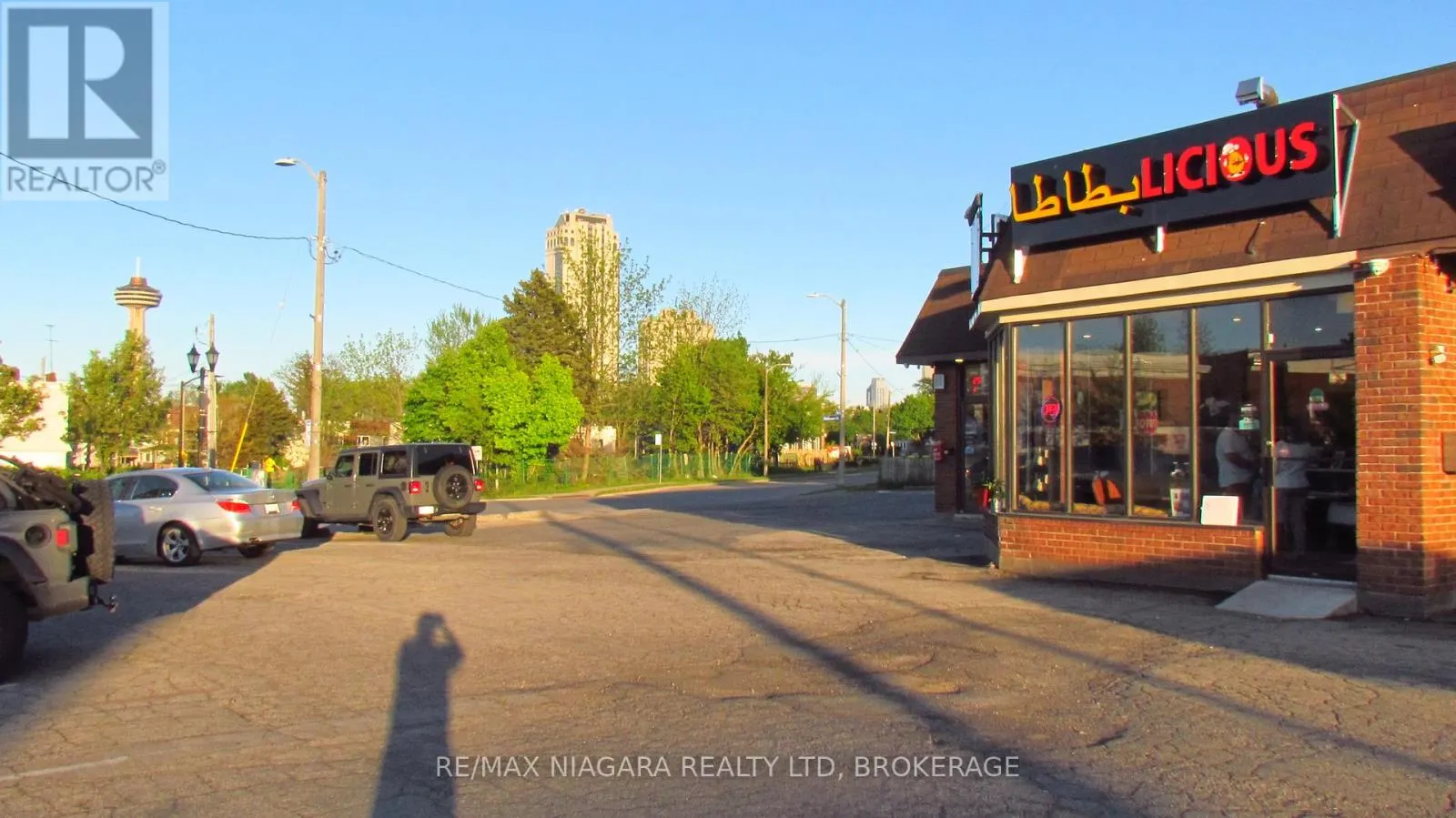 2 - 6119 MAIN STREET, #2