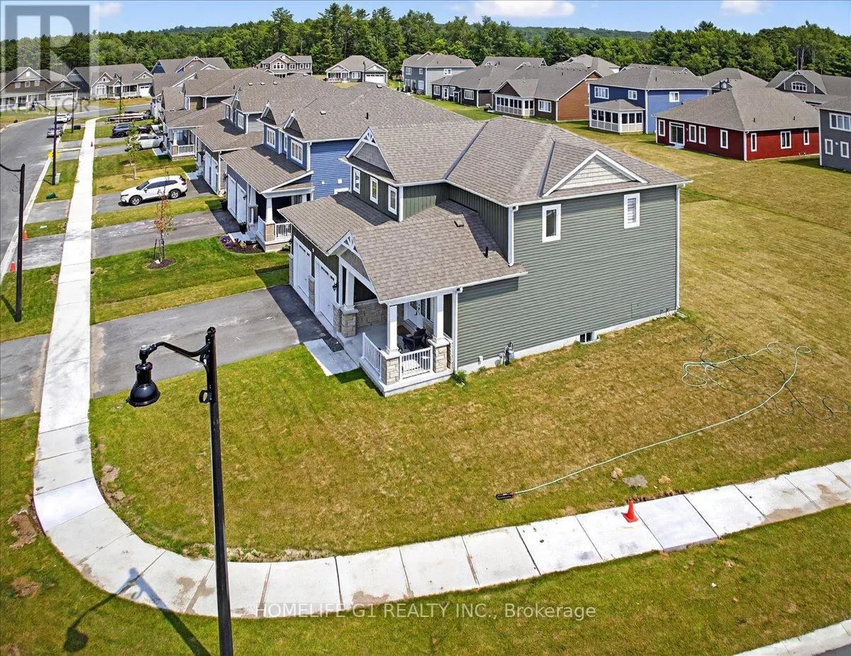 5 DYER CRESCENT