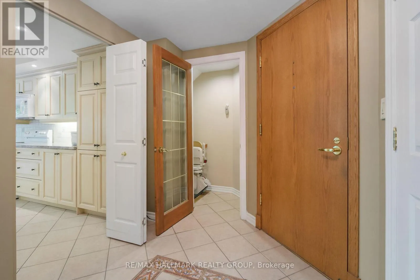 1A - 131 ROBSON COURT