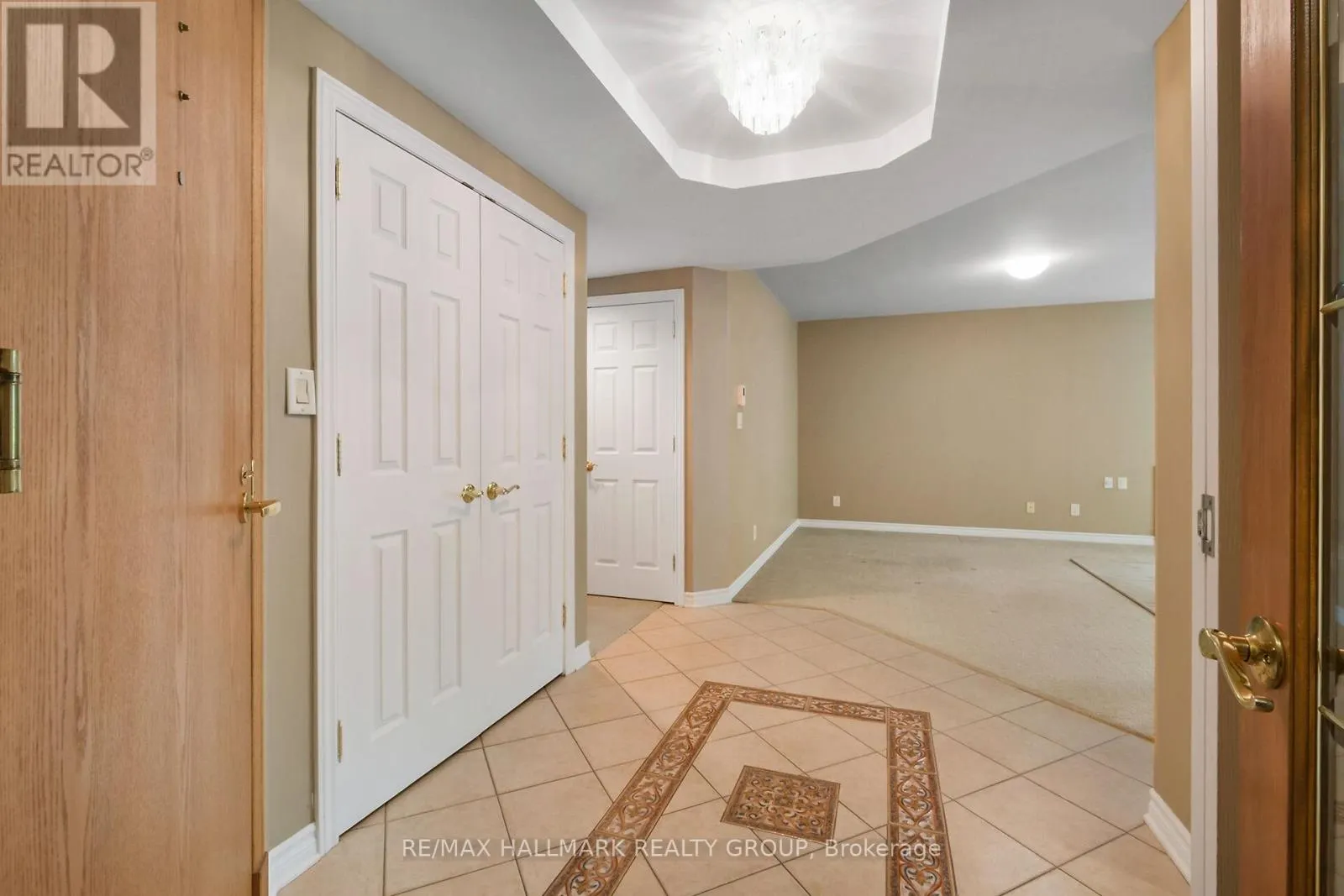 1A - 131 ROBSON COURT