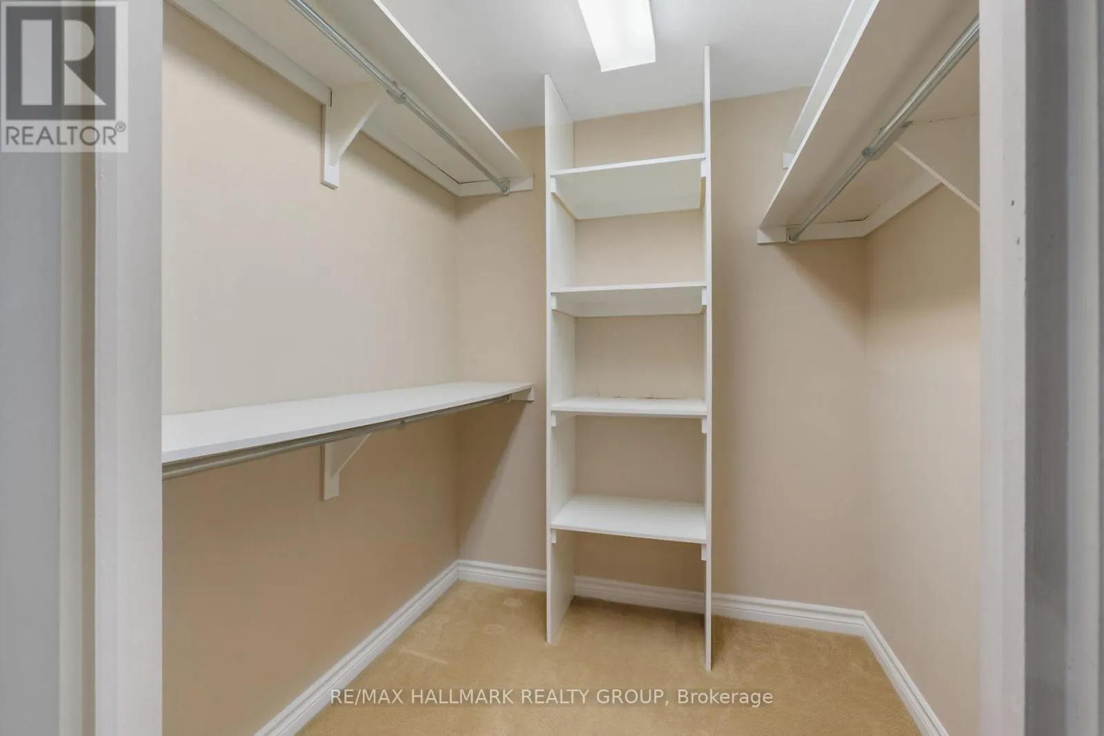 1A - 131 ROBSON COURT