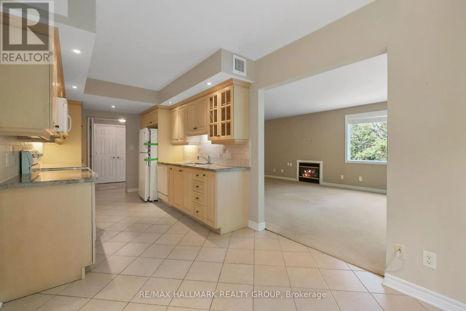 1A - 131 ROBSON COURT