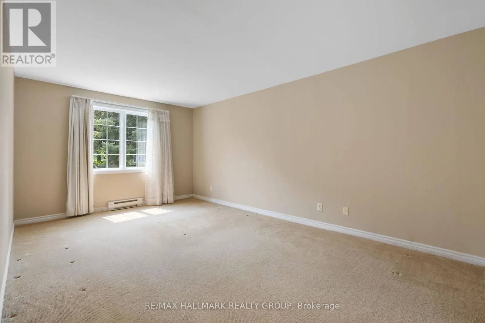 1A - 131 ROBSON COURT