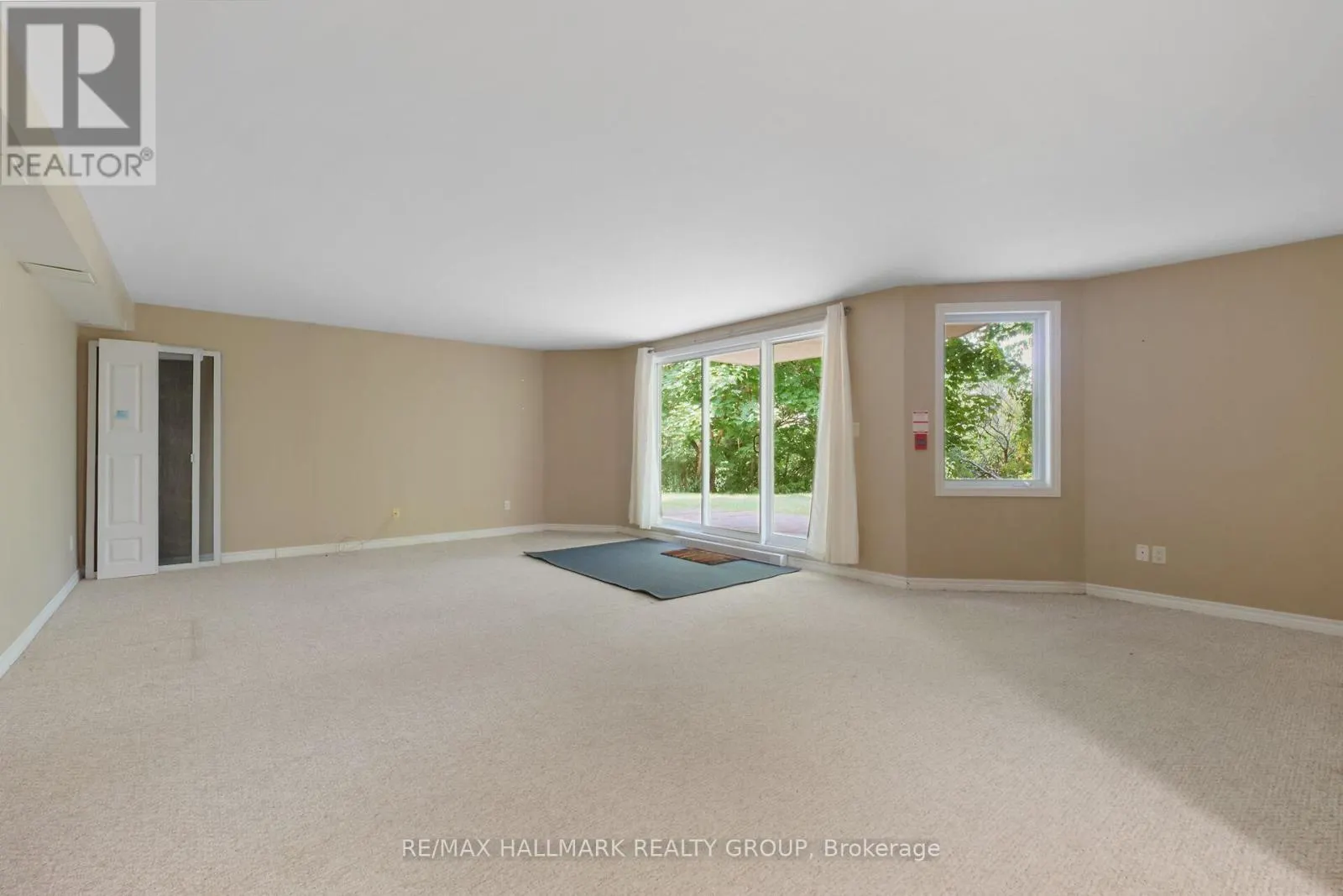1A - 131 ROBSON COURT