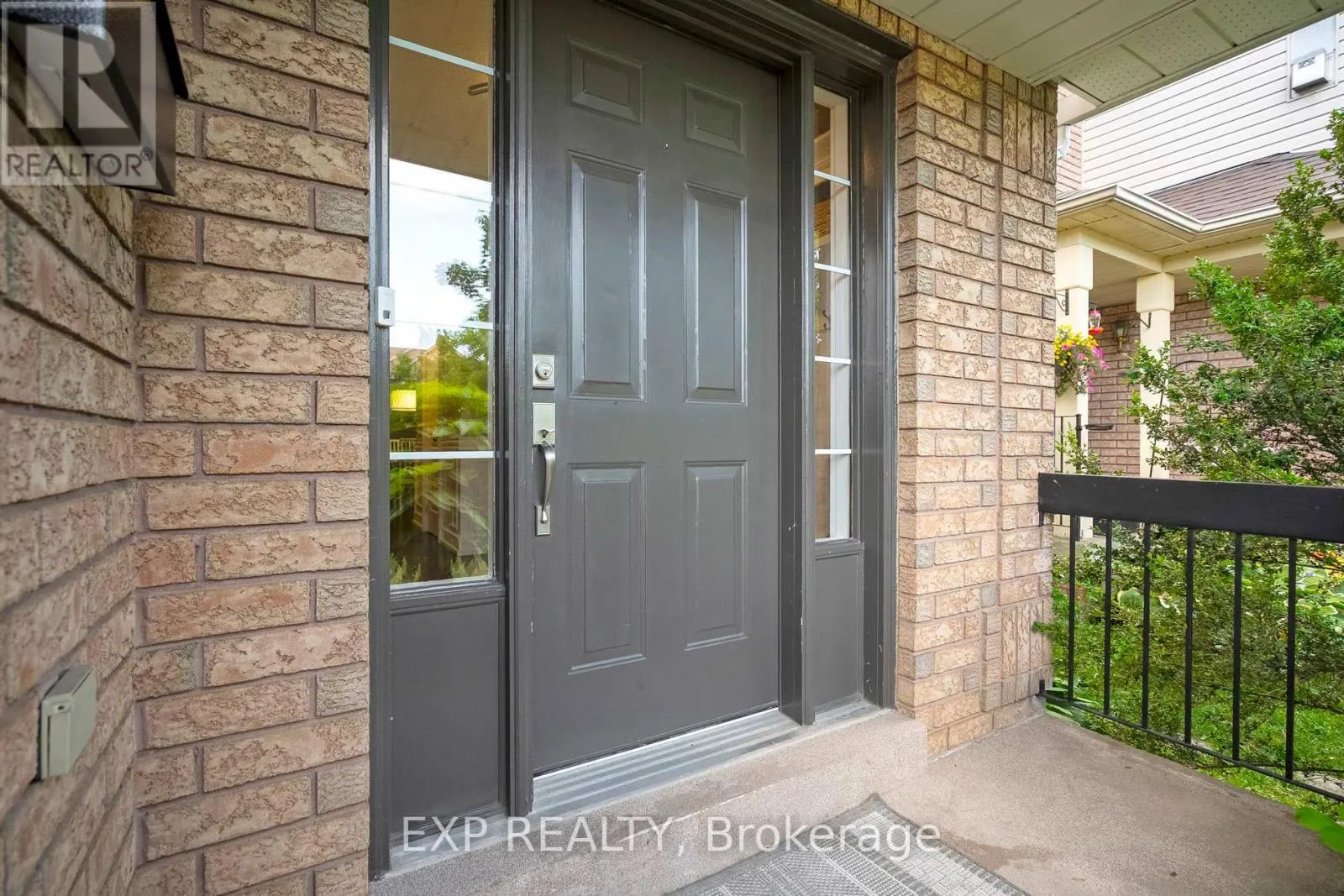 132 HARNESWORTH CRESCENT