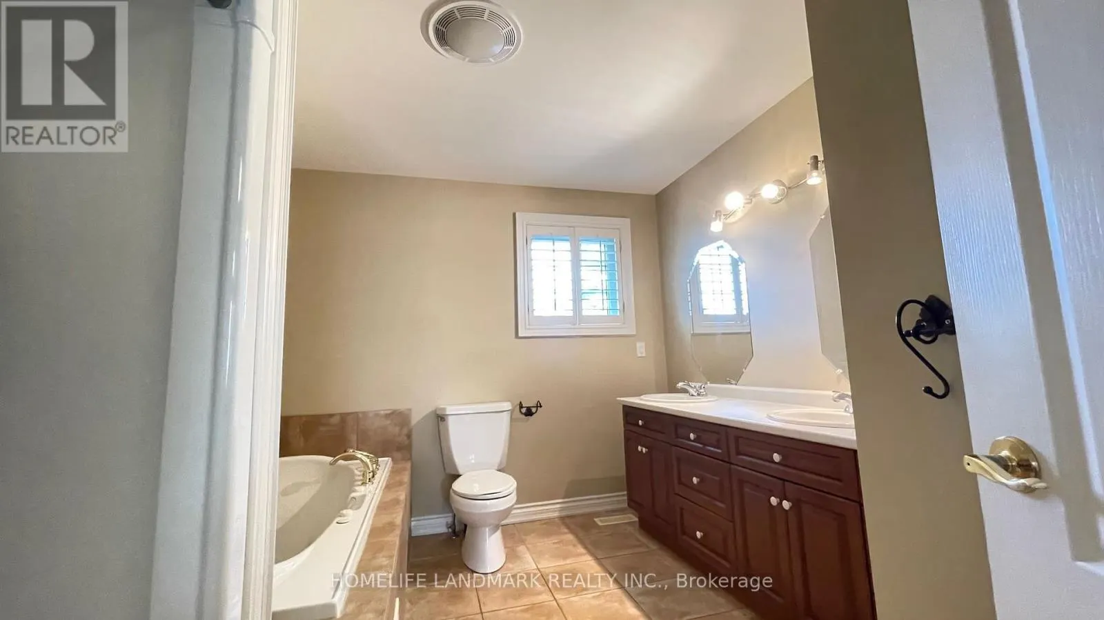 7751 SOUTH WOOD DRIVE