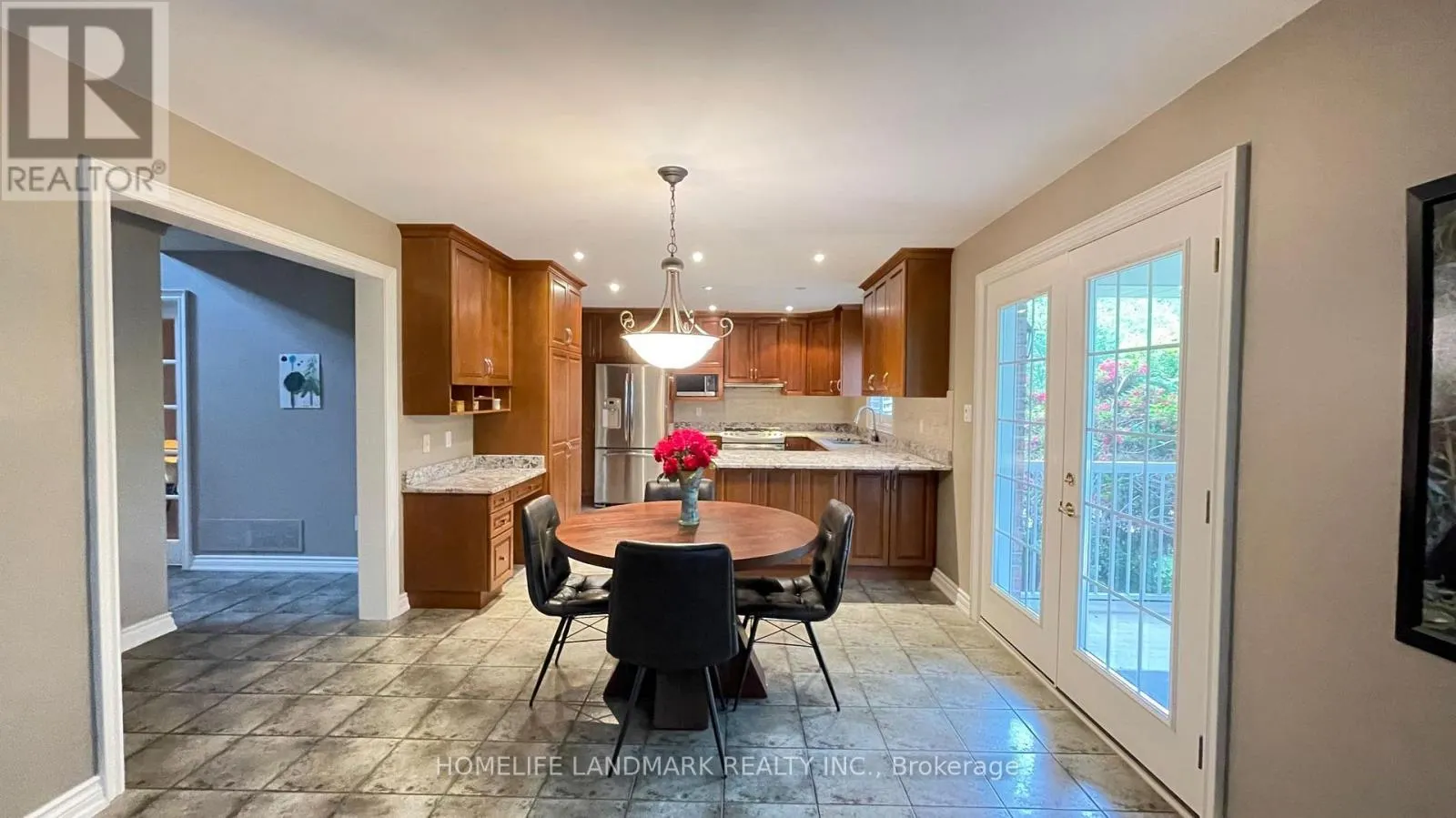 7751 SOUTH WOOD DRIVE