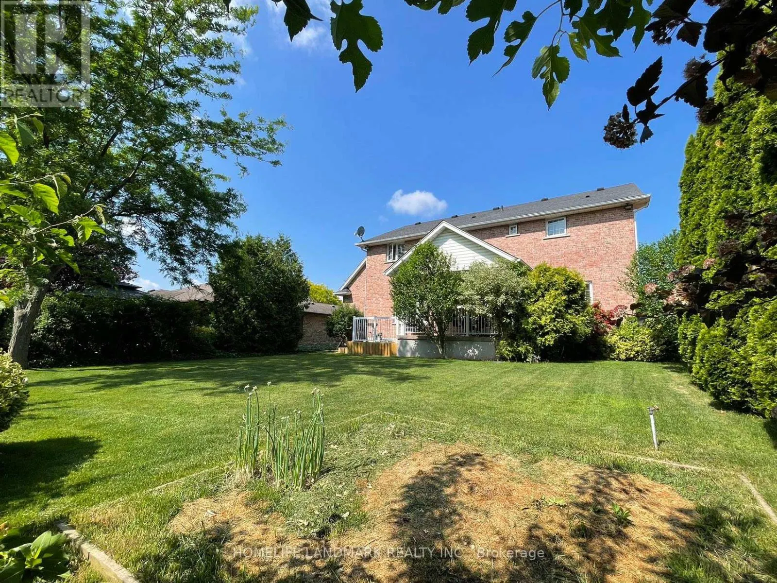 7751 SOUTH WOOD DRIVE