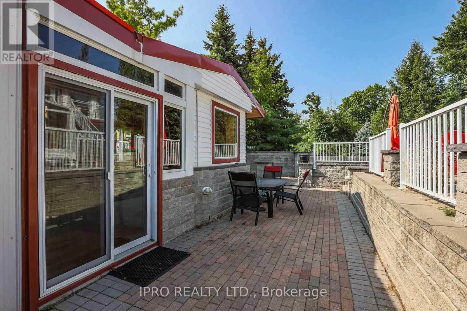 1027 NIAGARA STONE ROAD