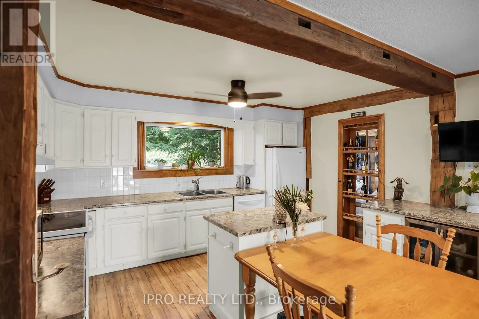 1027 NIAGARA STONE ROAD
