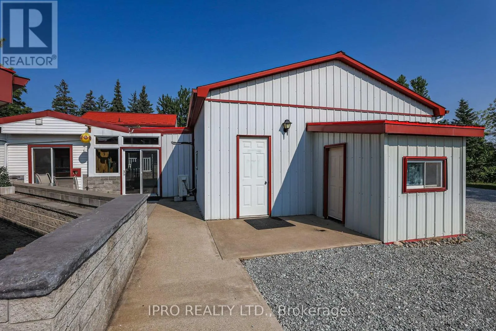 1027 NIAGARA STONE ROAD