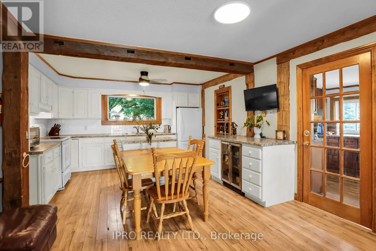 1027 NIAGARA STONE ROAD