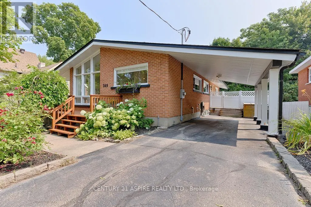 249 PETER STREET