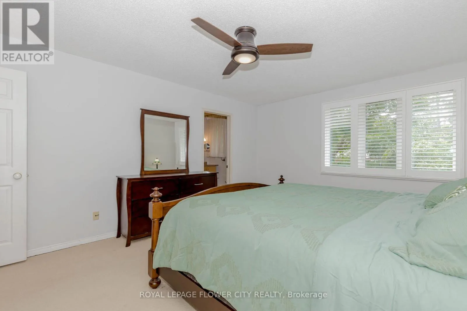 4 - 523 BEECHWOOD DRIVE