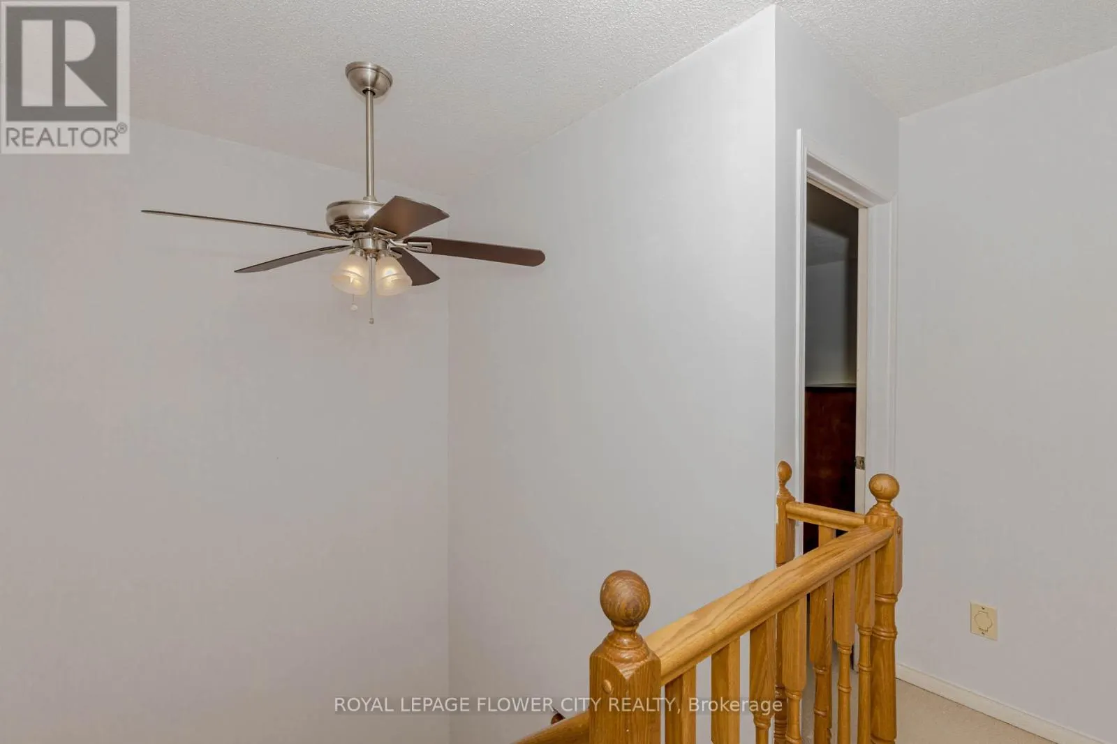 4 - 523 BEECHWOOD DRIVE