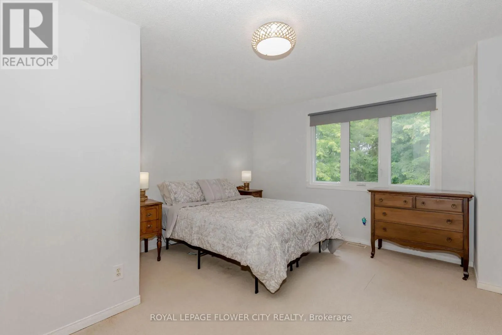 4 - 523 BEECHWOOD DRIVE
