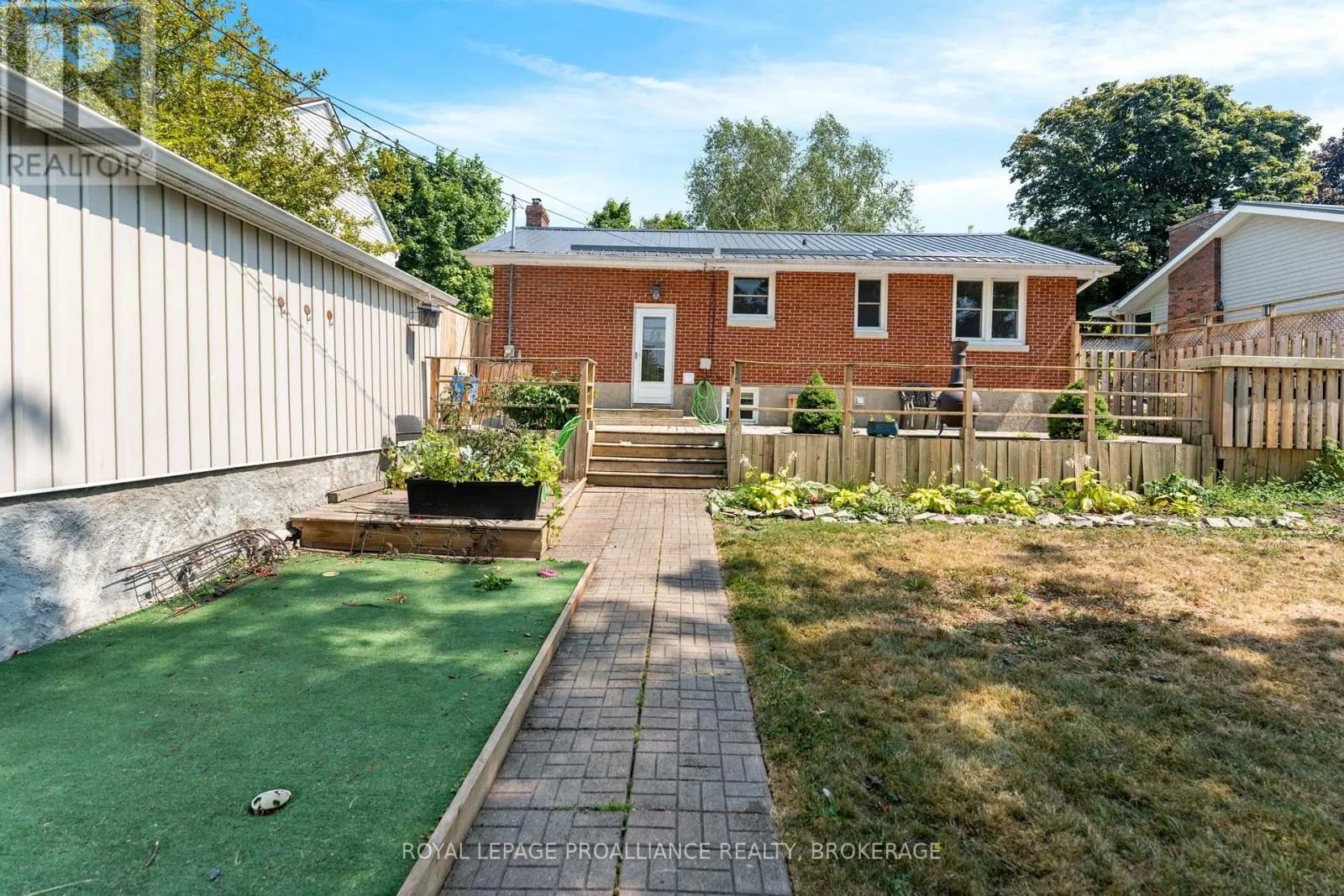 170 INDIAN ROAD