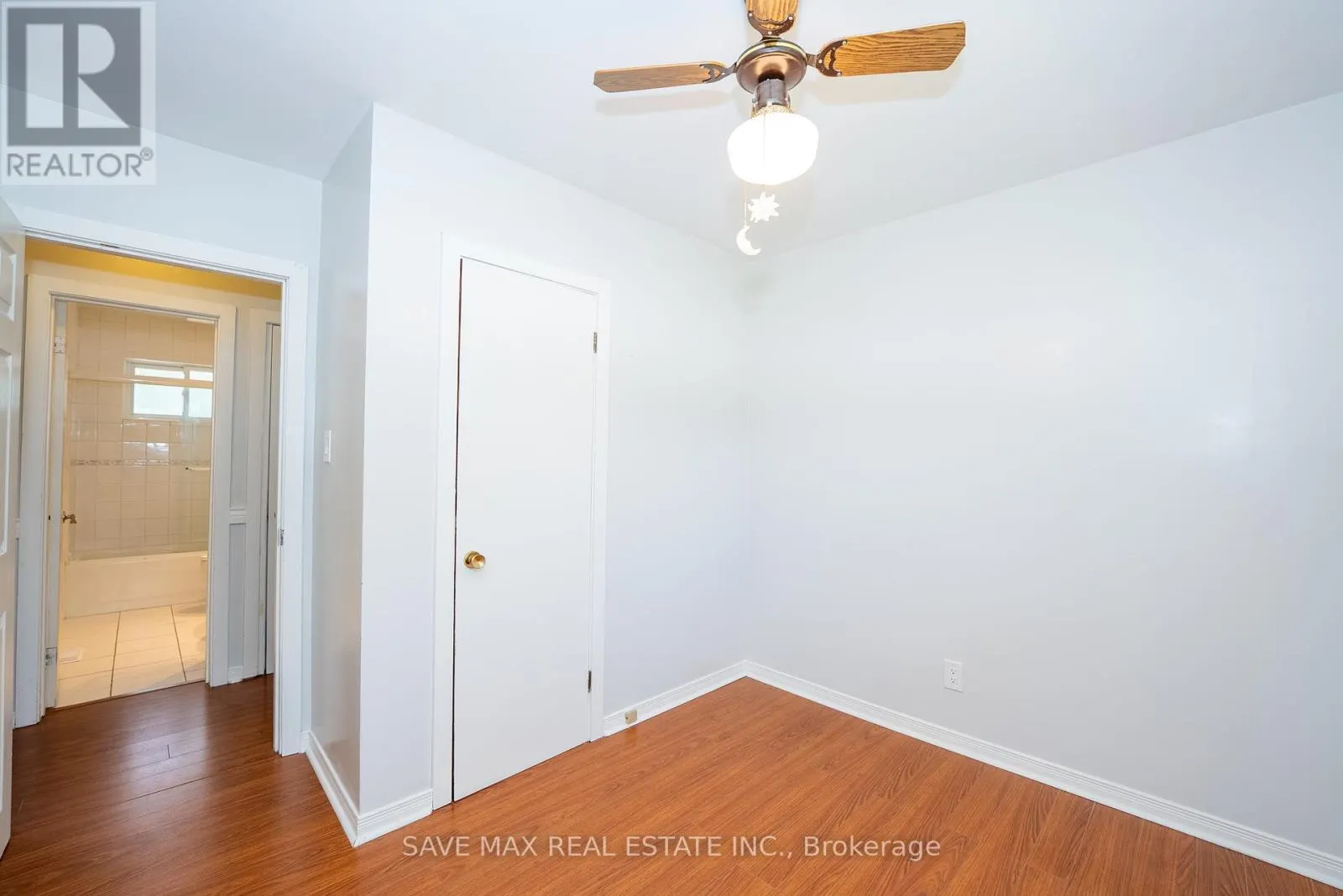 5 CLEARVIEW DRIVE